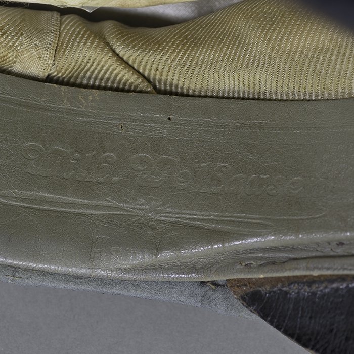 MKS5 Named Heer Gebirgsjäger officers visored cap as made by the Wilhelm Wellhausen firm — image 19