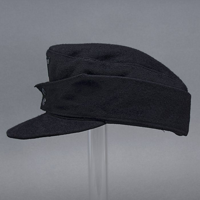HCL25 Professionally restored Heer contract black Panzer EM M43 cap — image 13