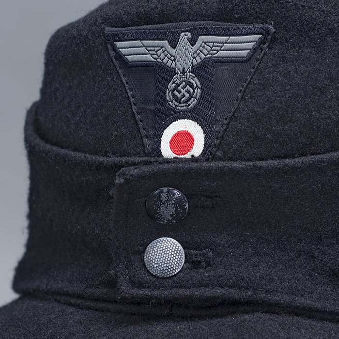 HCL25 Professionally restored Heer contract black Panzer EM M43 cap — image 3