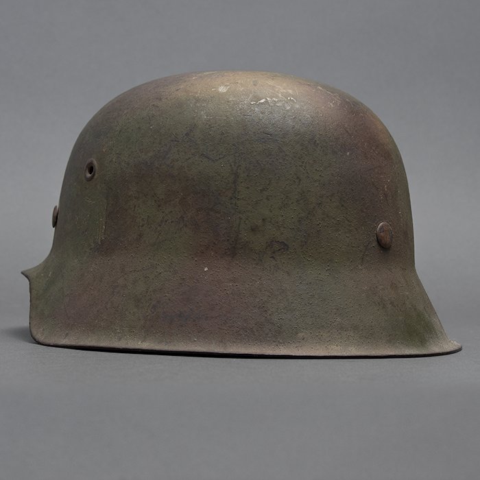 RH69 Heer M42 single decal tricolor spray camouflaged helmet — image 8