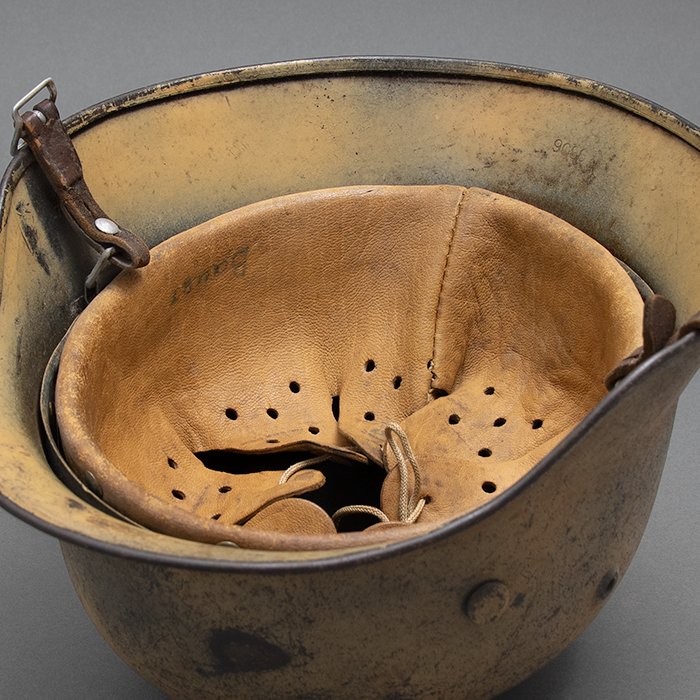 RH68 Luftwaffe M40 single decal tan camouflaged helmet — image 21