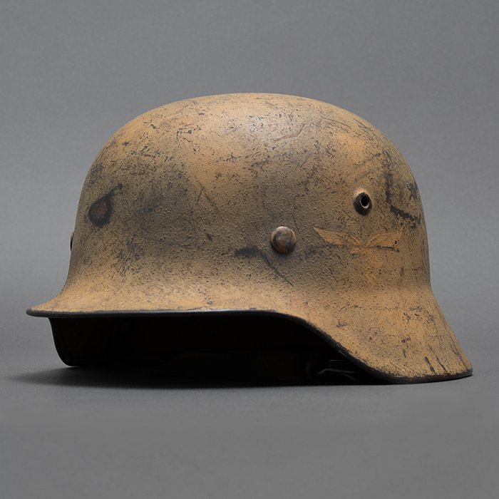RH68 Luftwaffe M40 single decal tan camouflaged helmet — image 5