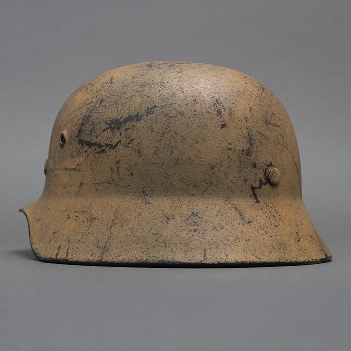 RH68 Luftwaffe M40 single decal tan camouflaged helmet — image 7