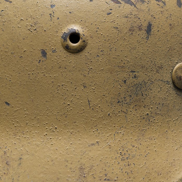 RH67 Top shelf Heer M40 single decal tan camouflaged helmet — image 10