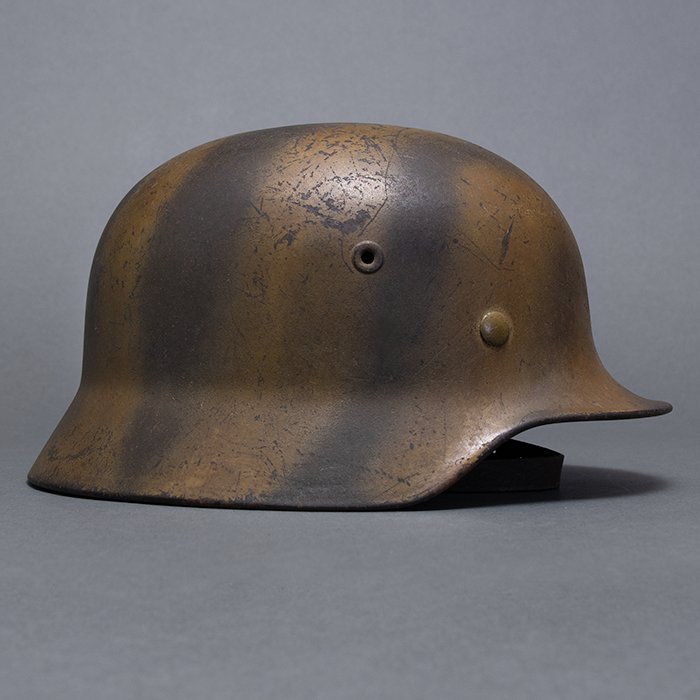 RH66 Striking Luftwaffe M40 single decal 'tiger striped' camouflaged helmet — image 9