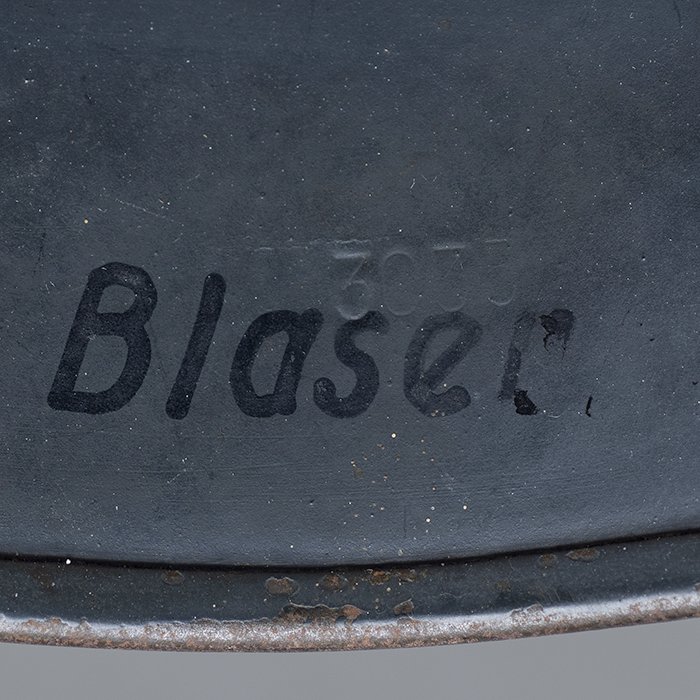 RH63 Excellent Luftwaffe M35 double decal helmet with first pattern eagle — image 25