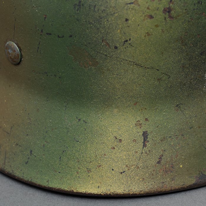 RH57 Luftwaffe M40 single decal tricolor spray camouflaged helmet — image 10