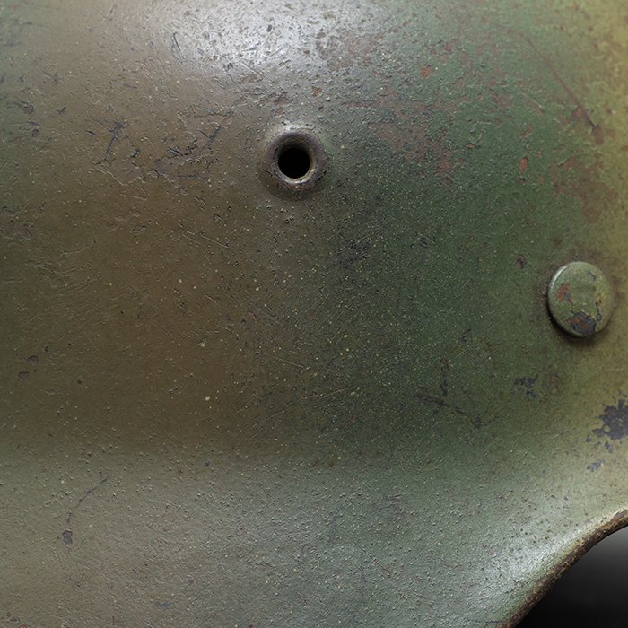 RH57 Luftwaffe M40 single decal tricolor spray camouflaged helmet — image 12
