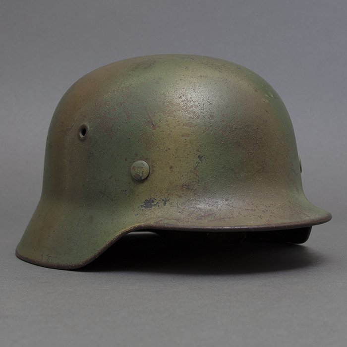 RH57 Luftwaffe M40 single decal tricolor spray camouflaged helmet — image 13