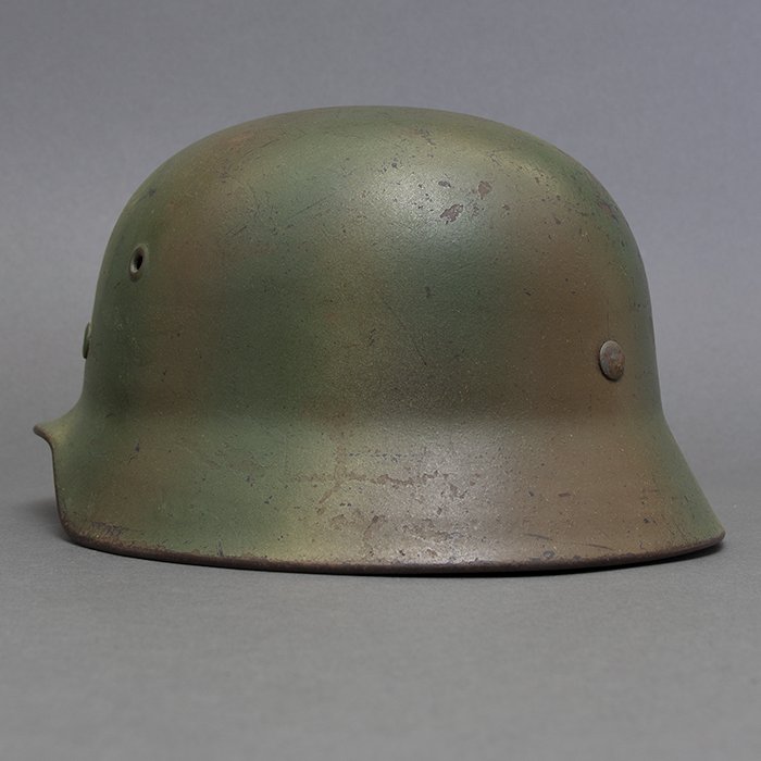 RH57 Luftwaffe M40 single decal tricolor spray camouflaged helmet — image 8