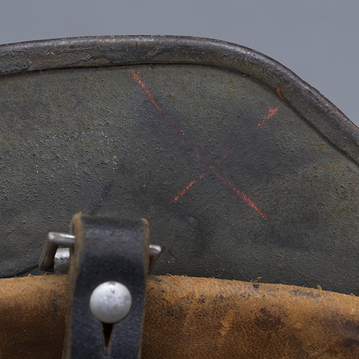 RH51 Heer M35 single decal reissue rough textured tricolor camouflage sprayed helmet — image 28