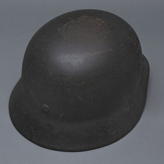 RH44 Luftwaffe M40 single decal helmet — image 15