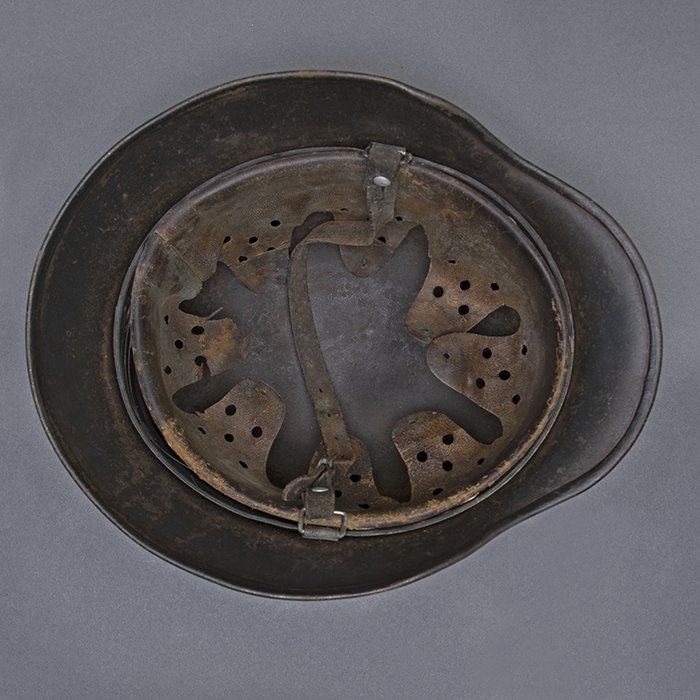 RH44 Luftwaffe M40 single decal helmet — image 17