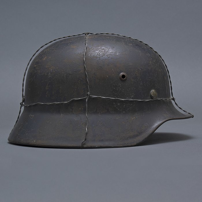 RH45 Luftwaffe M35 double decal overpainted baling wire camouflaged helmet — image 10