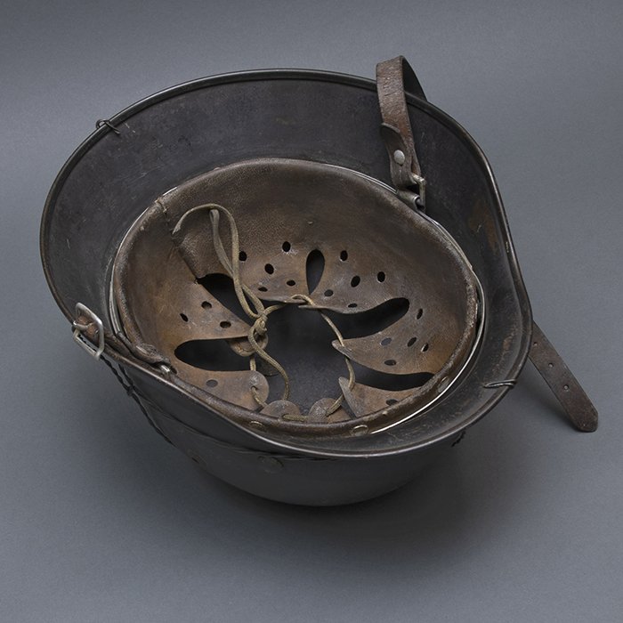 RH45 Luftwaffe M35 double decal overpainted baling wire camouflaged helmet — image 30