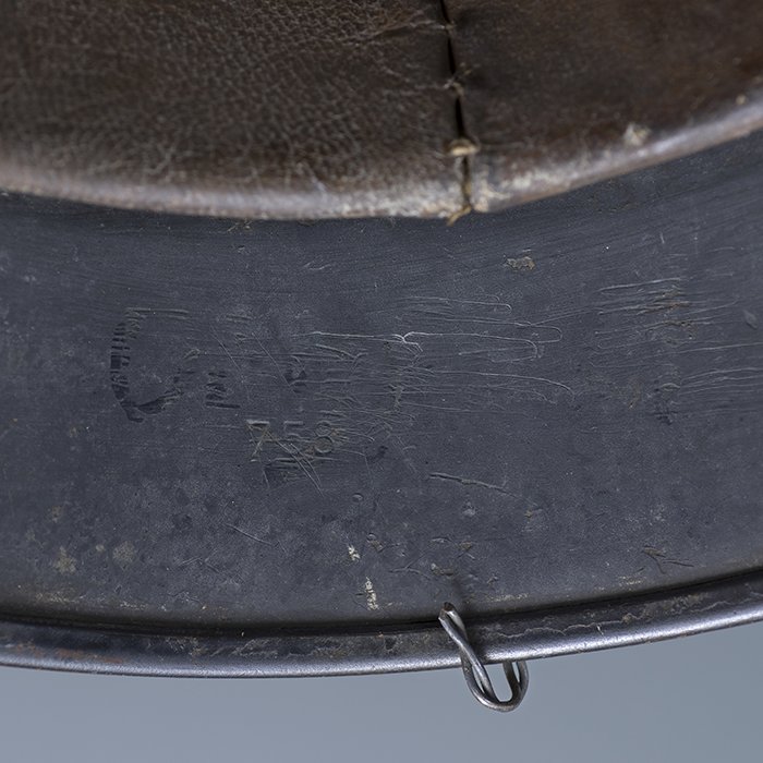 RH45 Luftwaffe M35 double decal overpainted baling wire camouflaged helmet — image 33