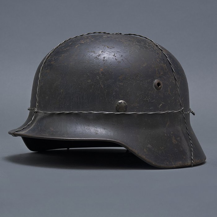 RH45 Luftwaffe M35 double decal overpainted baling wire camouflaged helmet — image 5