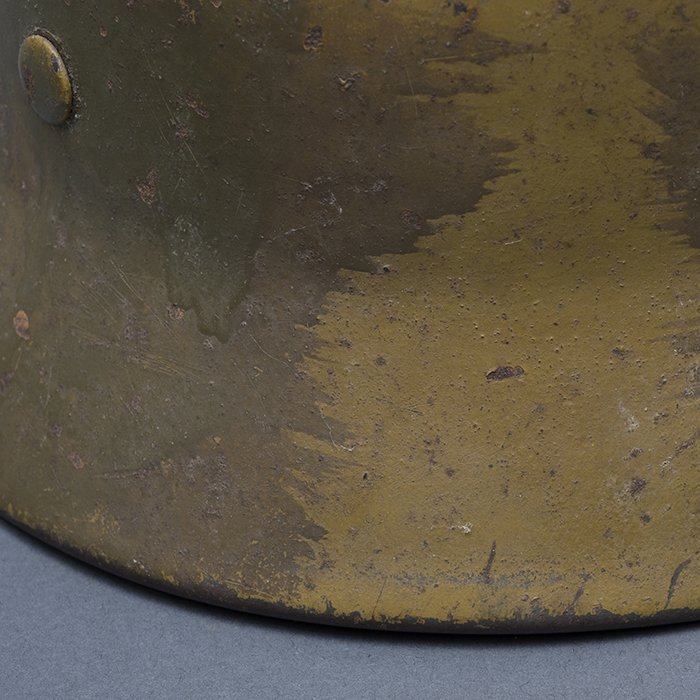 RH42 Heer M40 single decal western Südfront camouflaged helmet — image 12