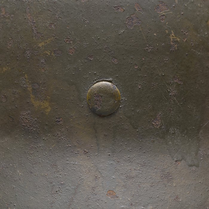 RH42 Heer M40 single decal western Südfront camouflaged helmet — image 14