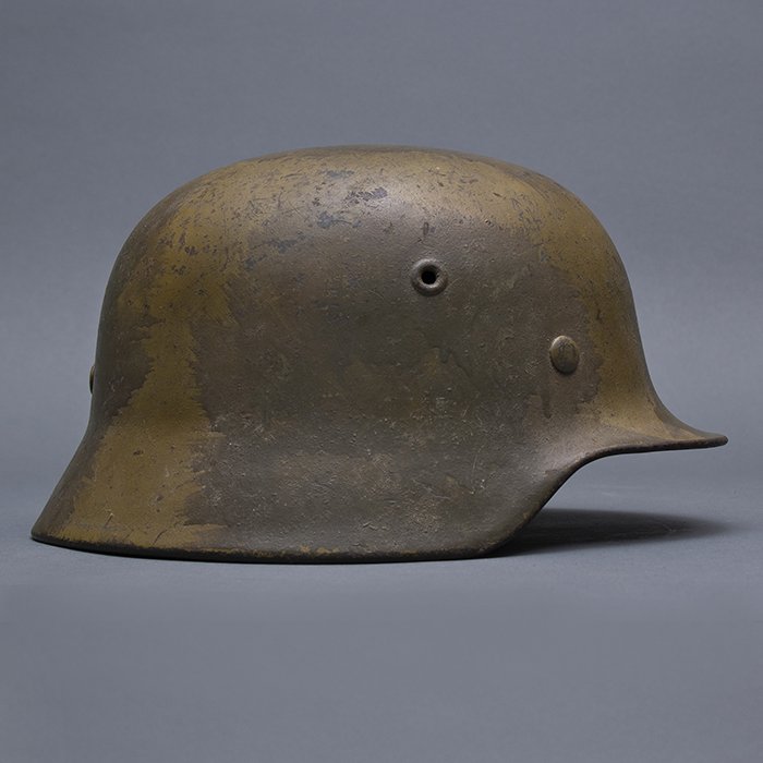 RH42 Heer M40 single decal western Südfront camouflaged helmet — image 15