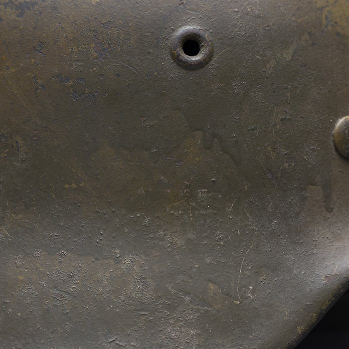 RH42 Heer M40 single decal western Südfront camouflaged helmet — image 16