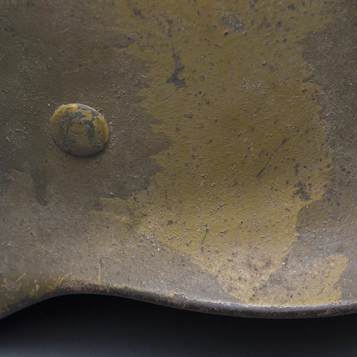 RH42 Heer M40 single decal western Südfront camouflaged helmet — image 18