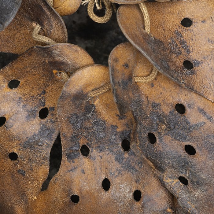 RH42 Heer M40 single decal western Südfront camouflaged helmet — image 29