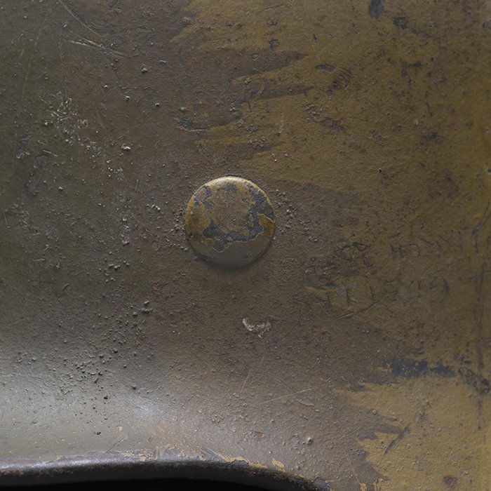 RH42 Heer M40 single decal western Südfront camouflaged helmet — image 6