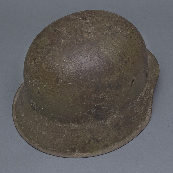 RH43 Heer M42 rough texture dual color camouflaged helmet — image 14