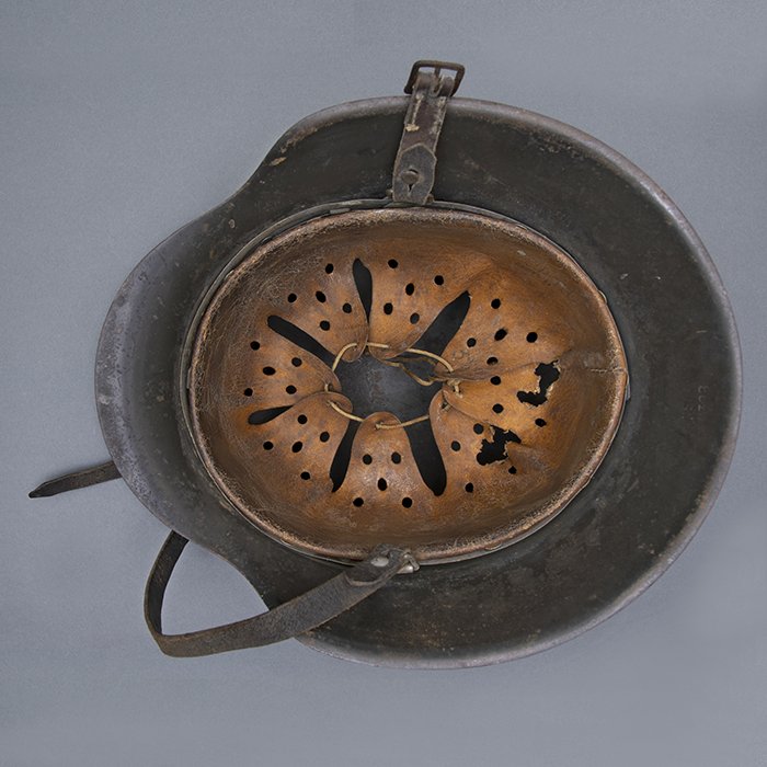 RH43 Heer M42 rough texture dual color camouflaged helmet — image 22