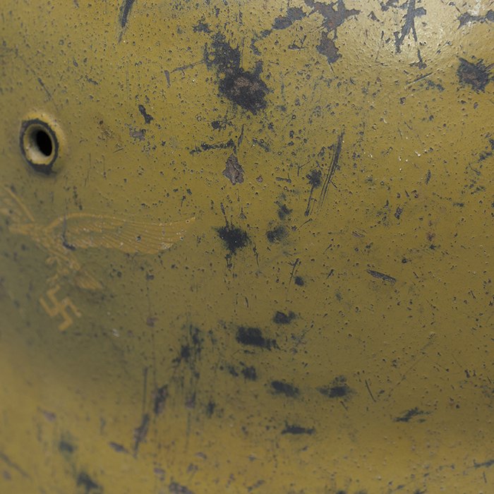 CHQ1 Luftwaffe M40 single decal tan camouflaged helmet — image 10