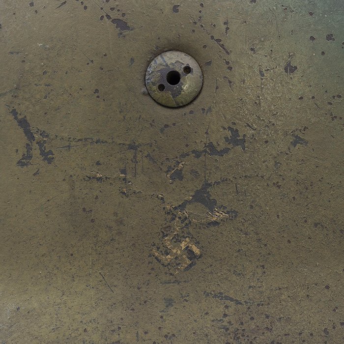 RH55 Luftwaffe M38 single decal tan and green sprayed camouflaged Fallschirmjäger helmet, KIA — image 3