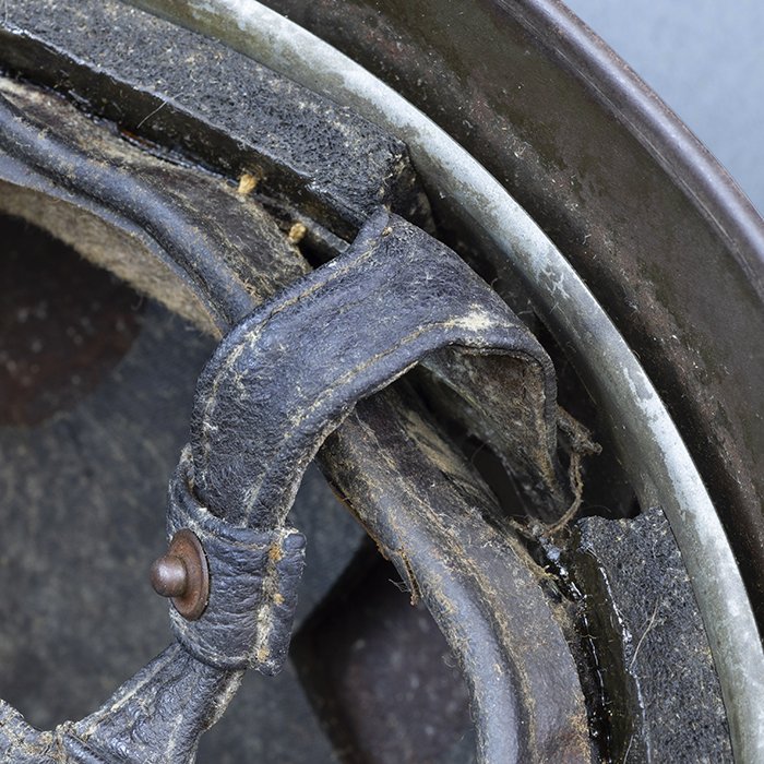 RH55 Luftwaffe M38 single decal tan and green sprayed camouflaged Fallschirmjäger helmet, KIA — image 30