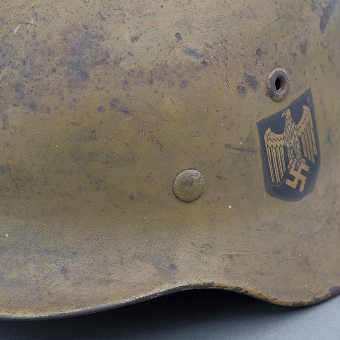 ADM78 Heer M40 single decal olive tan camouflaged helmet — image 10