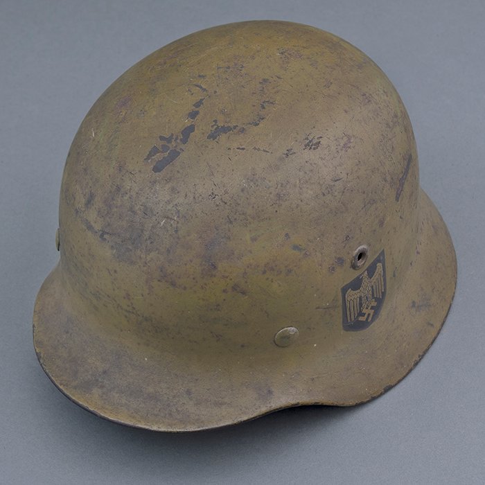 ADM78 Heer M40 single decal olive tan camouflaged helmet — image 9