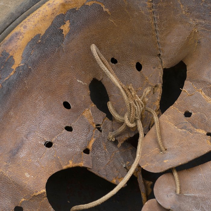 ADM71 Unique Heer M40 tan and green sand camouflaged helmet — image 20