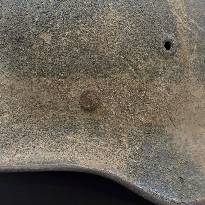 ADM71 Unique Heer M40 tan and green sand camouflaged helmet — image 6