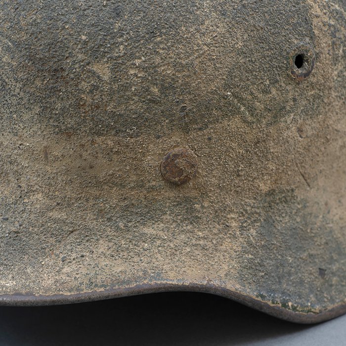 ADM71 Unique Heer M40 tan and green sand camouflaged helmet — image 8