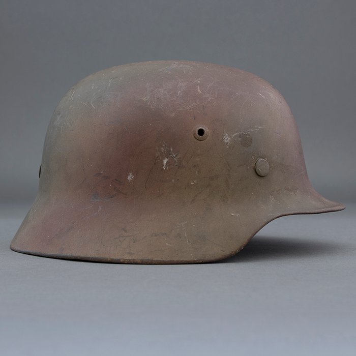 ADM70 Excellent Luftwaffe M35 single decal tricolor spray camouflaged helmet — image 11