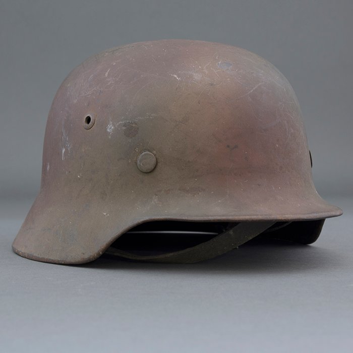 ADM70 Excellent Luftwaffe M35 single decal tricolor spray camouflaged helmet — image 14