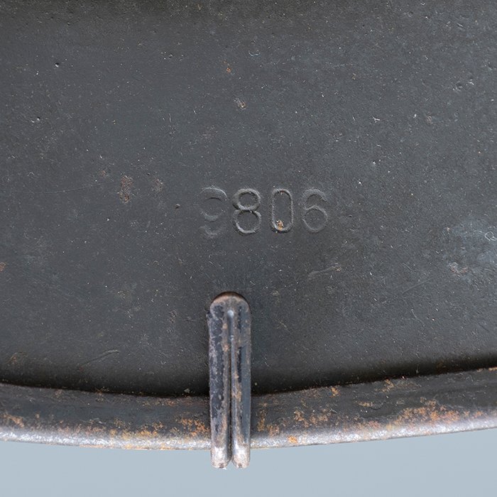 RH28 Heer M40 single decal sawdust overpaint helmet with field made burlap cover — image 26