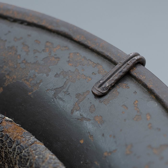 RH28 Heer M40 single decal sawdust overpaint helmet with field made burlap cover — image 27