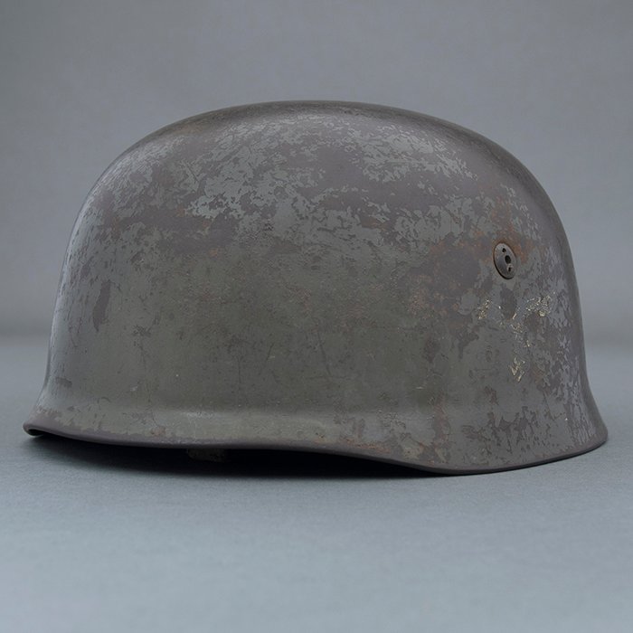 RH27 Luftwaffe M38 double decal camouflaged Fallschirmjäger helmet — image 13