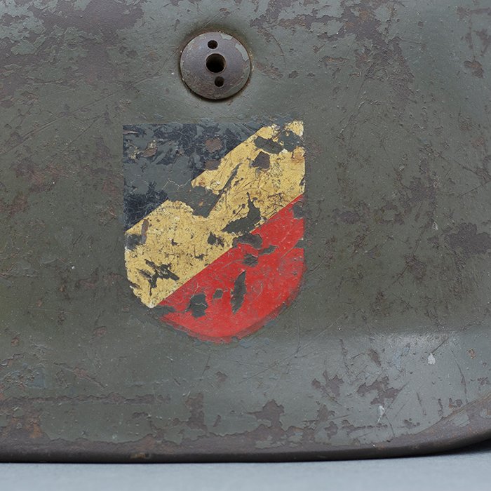 RH27 Luftwaffe M38 double decal camouflaged Fallschirmjäger helmet — image 3