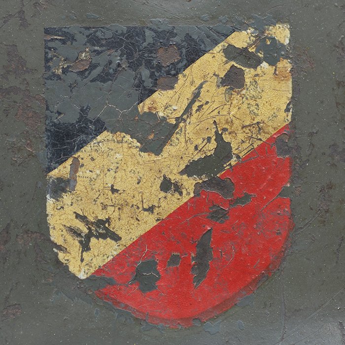 RH27 Luftwaffe M38 double decal camouflaged Fallschirmjäger helmet — image 4