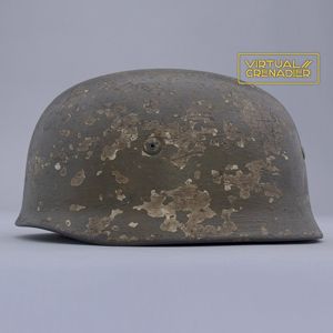 RH26 Luftwaffe M38 single decal olive over white camouflaged Fallschirmjäger …