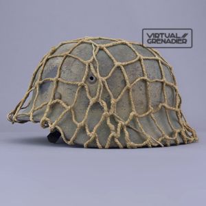 RH25 Heer M40 dual color spray camouflaged helmet with issue …