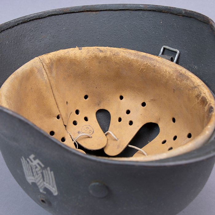 RH21 Heer M35 single decal helmet with rough textured finish — image 16