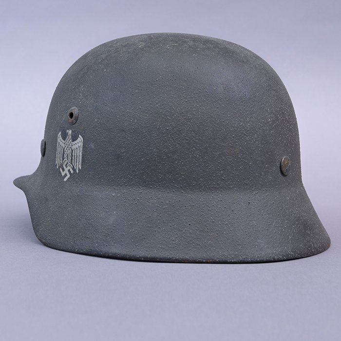 RH21 Heer M35 single decal helmet with rough textured finish — image 7