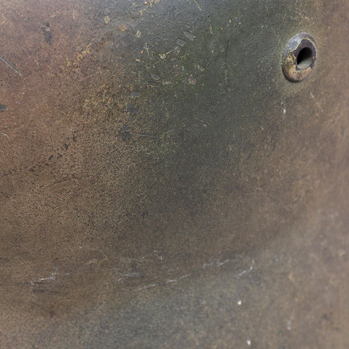 RH20 Heer M35 double decal tricolor spray camouflaged helmet — image 10